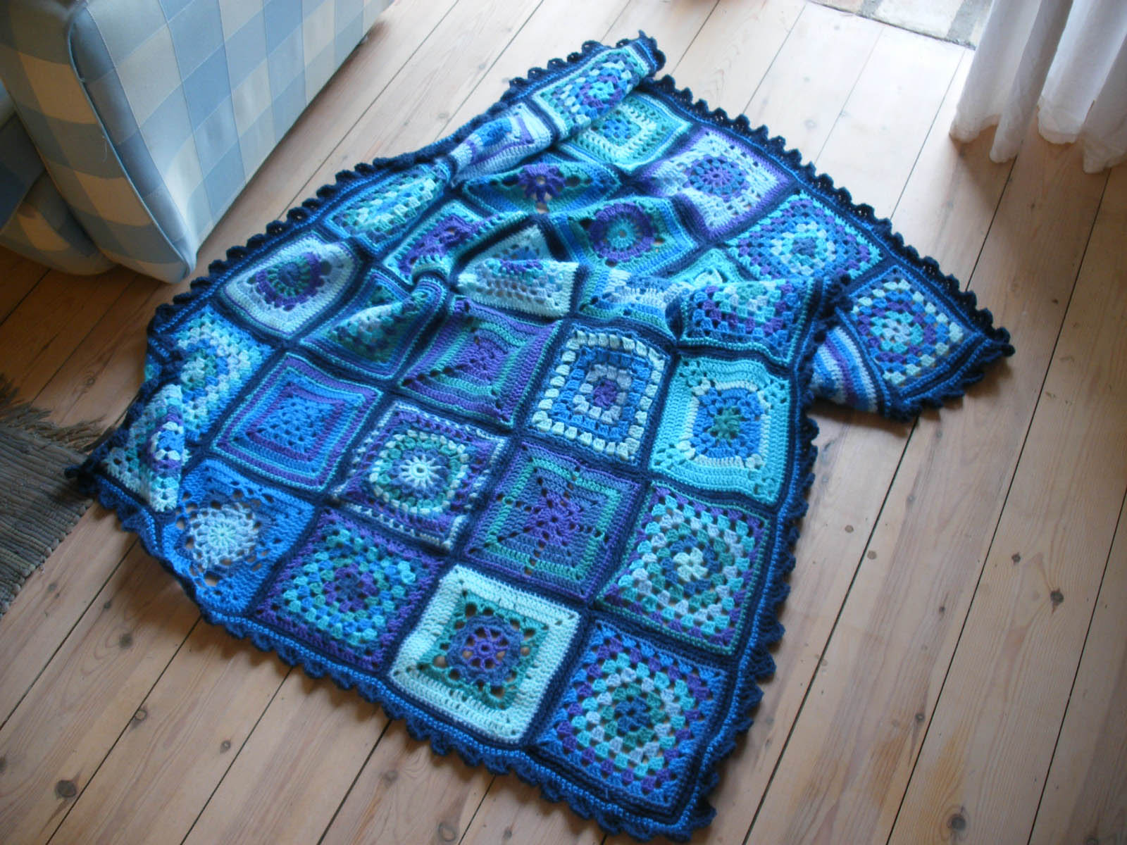 Sampler square crochet blanket 